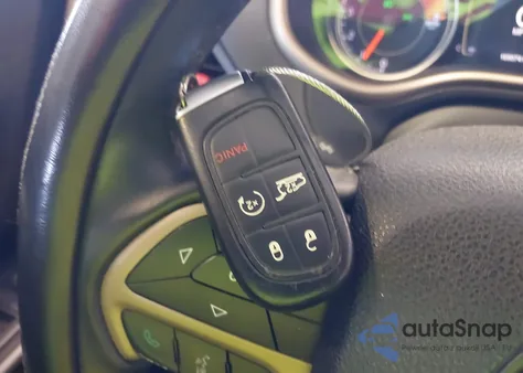 2016 Jeep Cherokee 75Th Anniversary from USA, damaged, VIN 1C4PJLCS7GW307716